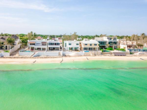 PENINSULA STAYS 4BR Beach House @ PROGRESO The Best Location in the Yucatan
